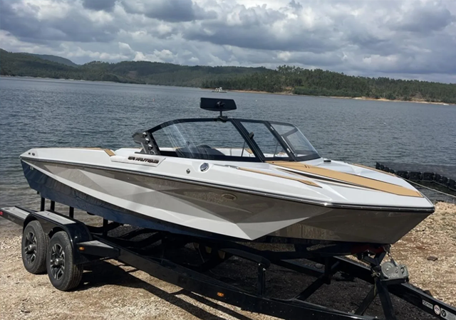 Boston Whaler 280 Outrage